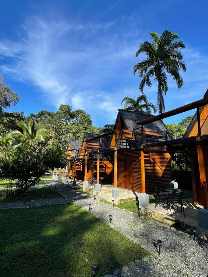 Bungalows Sloth Manzanillo  Dış mekan fotoğraf
